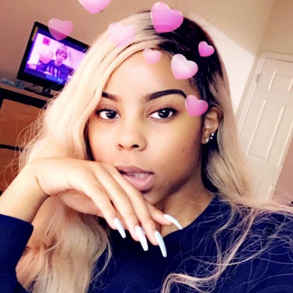 Meet your Posher, Jordynn - Picture 3 of 3